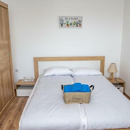 Apartment Vazrozhdenska Βελίκο Τίρνοβο Εξωτερικό φωτογραφία